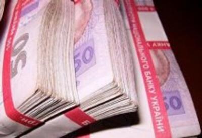 Предел расчетов наличными должен быть значительно меньше 150 тыс.грн