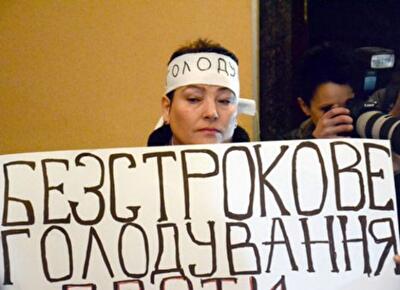 У Попова открестились от долгов перед голодающими строителями