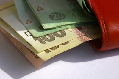 Кабмин утвердил порядок компенсации 50% единого соцвзноса работодателям