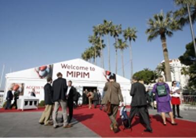 В Каннах открылась крупнейшая международная выставка недвижимости MIPIM