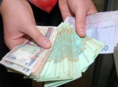 Украинцы еще не готовы к ограничению расчетов за наличные