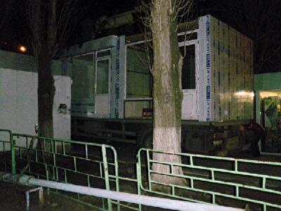 Улица Королёва по ночам обрастает будками. Фото