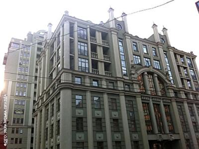 Депутаты живут в шикарных квартирах, но имеют многотысячные долги за "коммуналку"