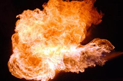 В Луганской области взорвался пятиэтажный дом, есть погибшие