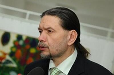 Из Гостиного двора неизвестные убрали автомобиль нардепа, чтобы припарковался "Беркут"