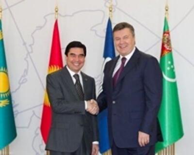 Янукович подложил Туркменистану свинью