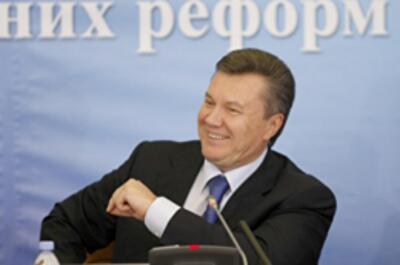 Янукович готовит "модернизацию" Конституции