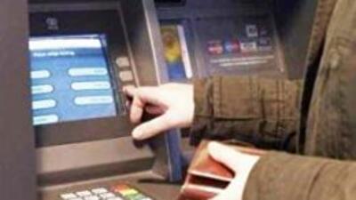 Банки начинают отказываться от развития банкоматных сетей