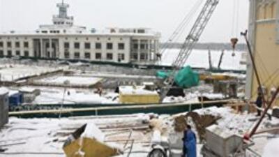 У Попова нашли деньги на метро "Теремки" и реконструкцию Почтовой площади