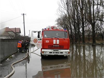 Вода в реках поднялась до трех метров