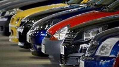 Украинцы отдают предпочтение дорогим автомобилям
