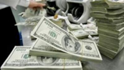 К завершению 2013 года госдолг может превысить 40% ВВП
