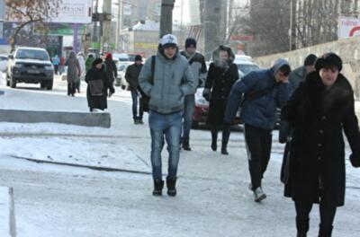 Киевских чиновников начали наказывать за гололед