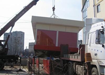 В Харькове продолжают сносить незаконно установленные киоски