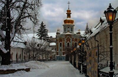 В Киеве горит Лавра