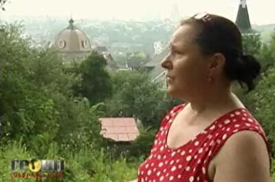 Киевская учительница пригрозила самосожжением, если у нее отберут дом