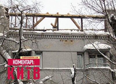 В столице сгоревший элитный дом до сих пор без крыши