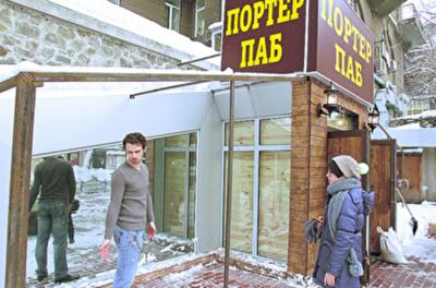 Столичных курильщиков запрут в будках