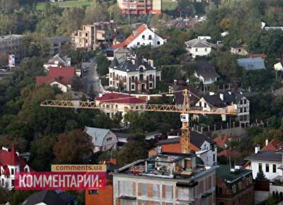 На строительство двух судов впритык к кладбищу продолжают тратить миллионы