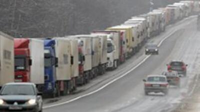 Украинские автоперевозчики встали на границе