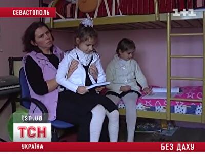 Чиновники выгоняют женщину с тремя детьми в морозы на улицу