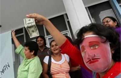 Парламент запретил рекламу с указанием цен в валюте