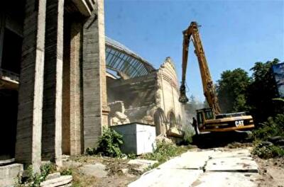 Уценка Украины: кто продает страну втридешево. Как растащили столицу