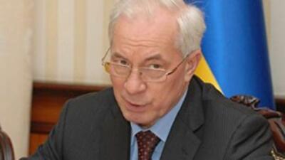 Азаров предлагает страховать инвестиции