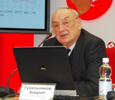 Рынок недвижимости просыпается медленно