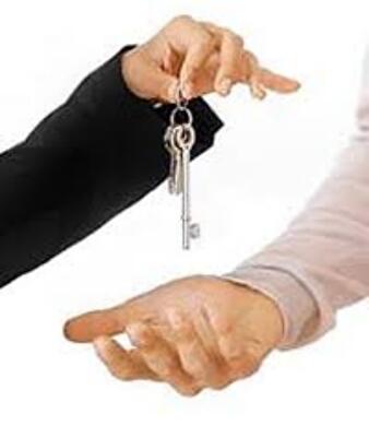 Каждый украинец рискует потерять квартиру или дом