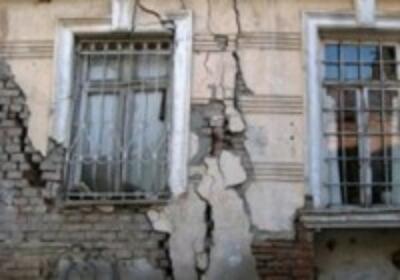 Жильцы аварийного дома из Симферополя получили 11 новых квартир