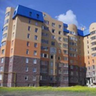 Цены на жилье не падают, но медленно сползают