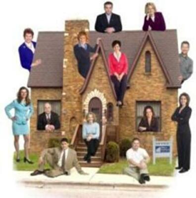 Банда «черных риелторов» силой отбирала квартиры у одиноких людей