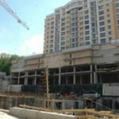 Растет второй «монстр» на Грушевского