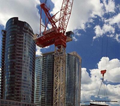 Будівельна діяльність в Закарпатській області скоротилась наполовину