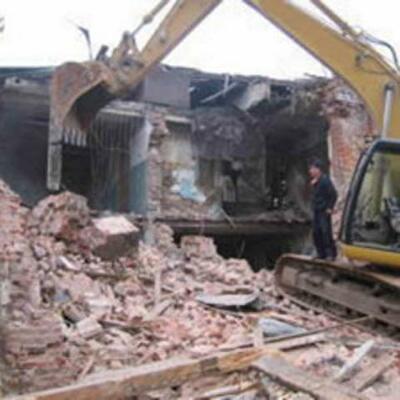 В Запорожье снесут самовольные постройки
