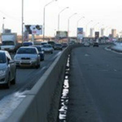 «Заморский» отбойник спасет от тяжких ДТП