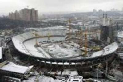 На столичному Олімпійському починається найскладніший етап будівництва