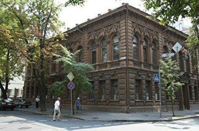 Кому принадлежат особняки Киева
