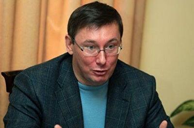 Кадровая петля затягивается на шее у министра Луценко