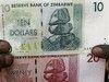 Украина «отдыхает»: инфляция в Зимбабве достигла 11,2 млн. %
