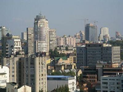 Город - на холмах, а строят в… ямах