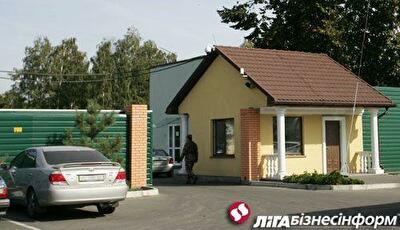 Зазаборье "Межигорья": чужие здесь не ходят