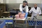 Украинцам продают зараженные котлеты 