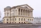Мнение: гетманскую резиденцию превратили в безвкусный загородный дом