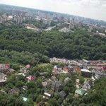 Кому в Киеве 10 соток дают