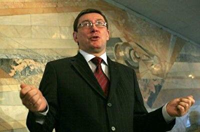 Луценко просит бензин и компьютеры