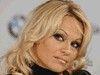 Памела Андерсон договаривается о строительстве отеля в Черногории