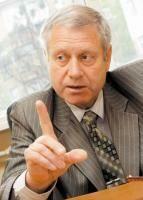Валерий Липецкий: «Чиновник чиновника не обидит»