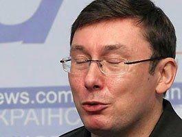 Луценко говорит, что «мертвые пчелы» Ющенко гудели о Тимошенко зря